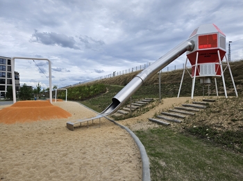 08-0470-XVL Regensburg, DVE D&ouml;rnberg-Viertel, Lunar Lander (3).jpg