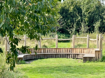 14-0320-XRP Meppen, Herzog-Arenberg-Stra&szlig;e 65, Gymnasium Marianum, Offenes Klassenzimmer Sitzrondell Vera (7).JPEG