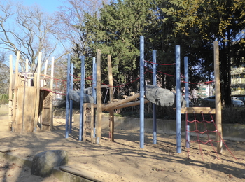 07-8121-XRP, K&ouml;ln, Volksgarten, Felsen-Kletteranlage (1).JPG