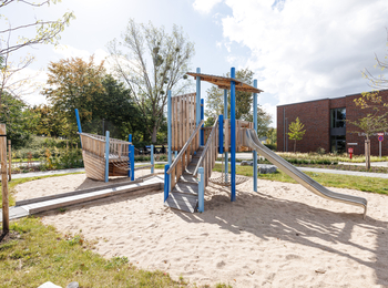 08-0675-XVL Paderborn, Steubenstra&szlig;e 20, LWL-Liboriusschule, Spielschiff (4).jpg